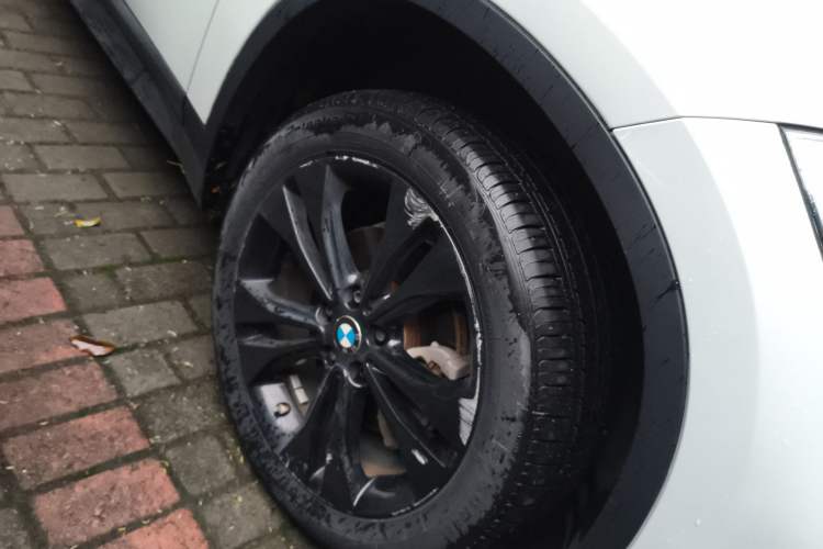 Used BMW X1 2020 sDrive20Li Fashion Model Right Front Wheel Hub
