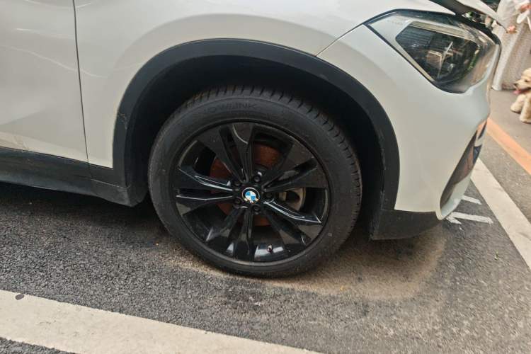 Used BMW X1 2020 sDrive20Li Fashion Model Right Front Wheel Hub