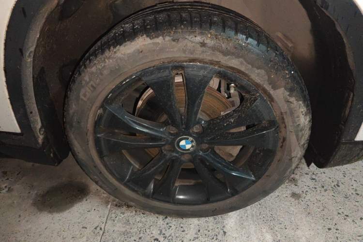 Used BMW X1 2020 sDrive20Li Fashion Model Right Front Wheel Hub