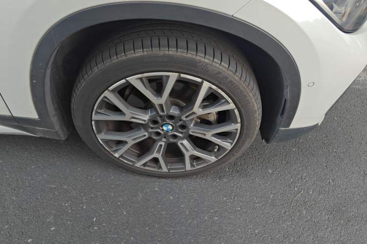 Used BMW X1 2020 xDrive25Li Luxury Edition Right Front Wheel Hub