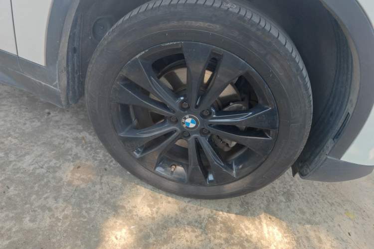 Used BMW X1 2020 sDrive20Li Fashion Model Right Front Wheel Hub