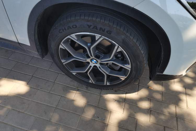 Used BMW X1 2020 sDrive25Li Leading Model Right Front Wheel Hub