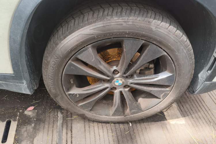 Used BMW X1 2020 sDrive20Li Fashion Model Right Front Wheel Hub