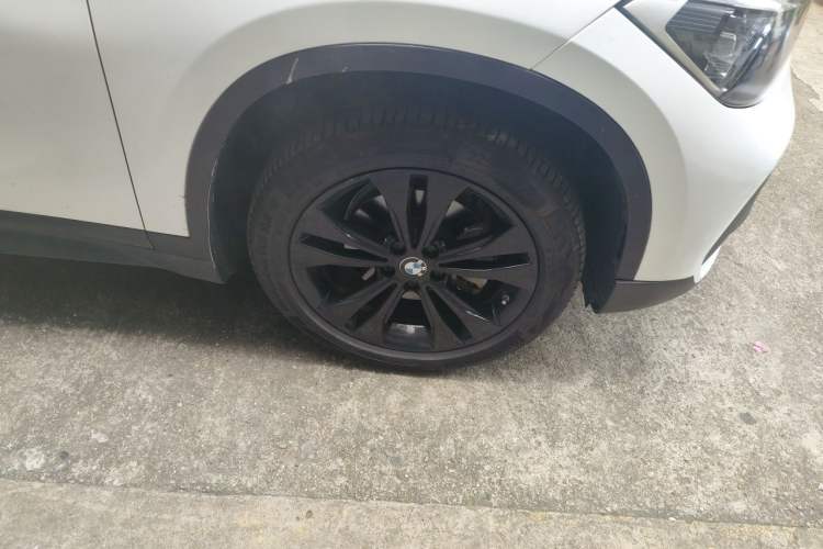Used BMW X1 2020 sDrive20Li Fashion Model Right Front Wheel Hub
