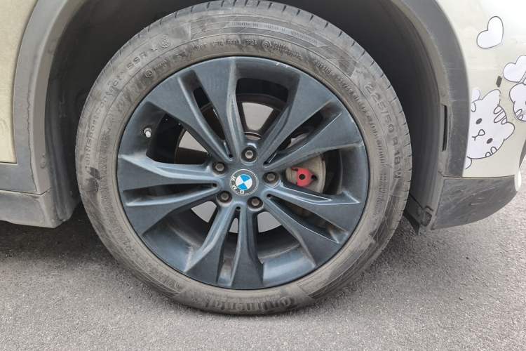 Used BMW X1 2020 sDrive20Li Fashion Model Right Front Wheel Hub