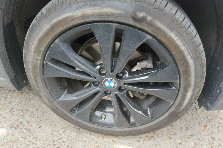 Used BMW X1 2020 sDrive20Li Fashion Model Right Front Wheel Hub