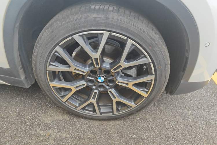 Used BMW X1 2020 xDrive25Li Luxury Edition Right Front Wheel Hub