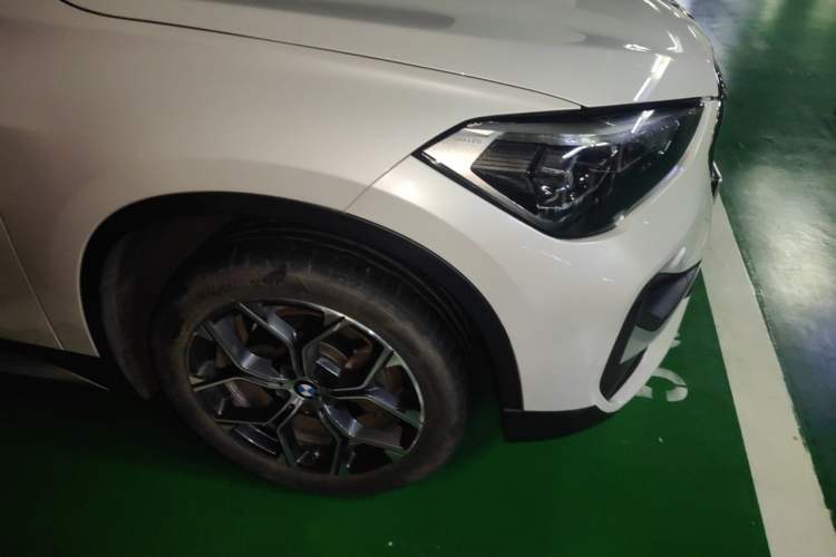 Used BMW X1 2020 sDrive20Li Premium Edition Right Front Wheel Hub