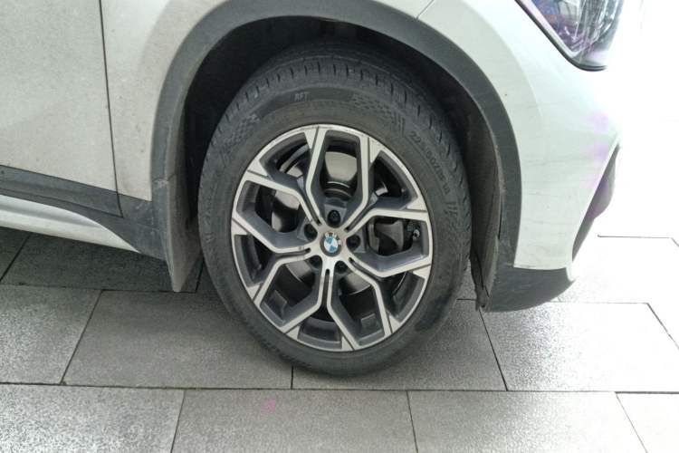 Used BMW X1 2020 sDrive25Li Leading Model Right Front Wheel Hub