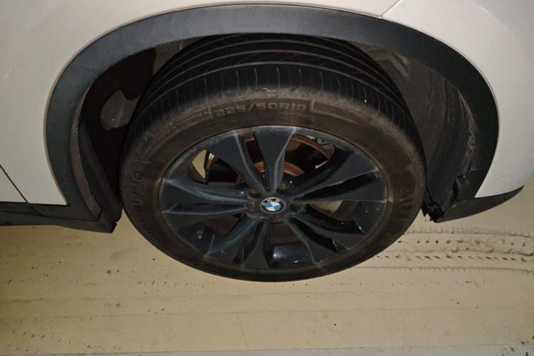 Used BMW X1 2020 sDrive20Li Fashion Model Right Front Wheel Hub