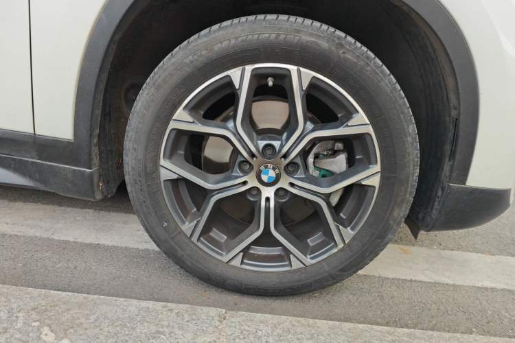 Used BMW X1 2020 sDrive25Li Leading Model Right Front Wheel Hub