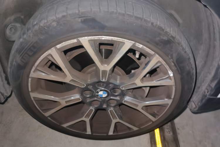 Used BMW X1 2020 xDrive25Li Luxury Edition Right Front Wheel Hub