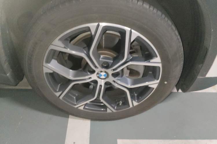 Used BMW X1 2020 sDrive25Li Leading Model Right Front Wheel Hub