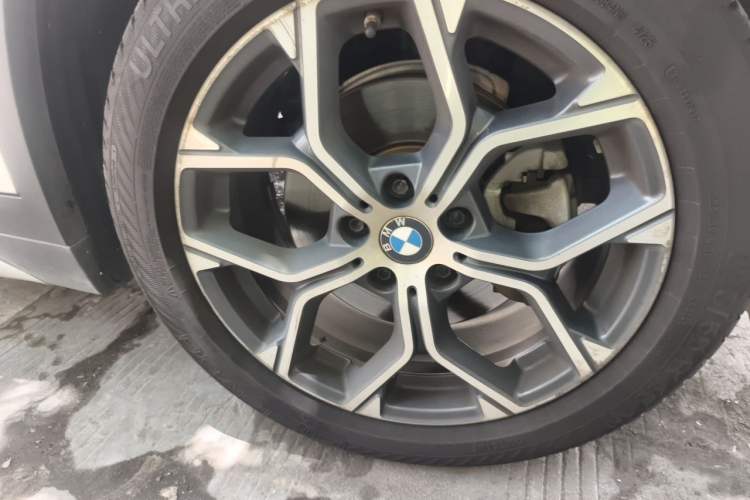 Used BMW X1 2020 sDrive20Li Premium Edition Right Front Wheel Hub