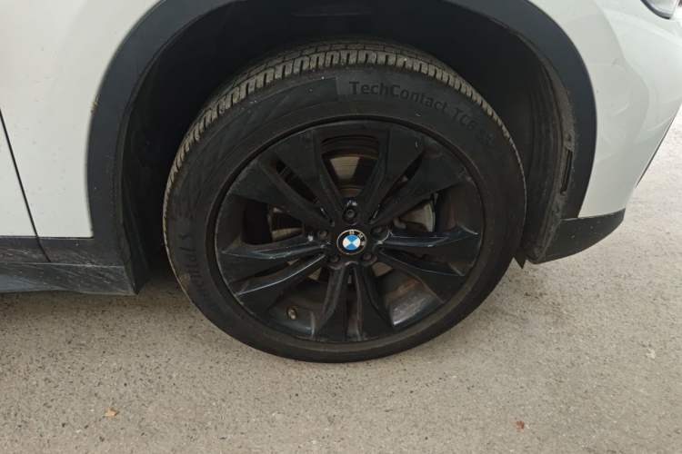 Used BMW X1 2020 sDrive20Li Fashion Model Right Front Wheel Hub