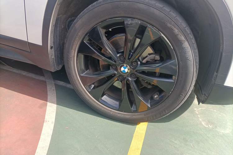 Used BMW X1 2020 sDrive20Li Fashion Model Right Front Wheel Hub