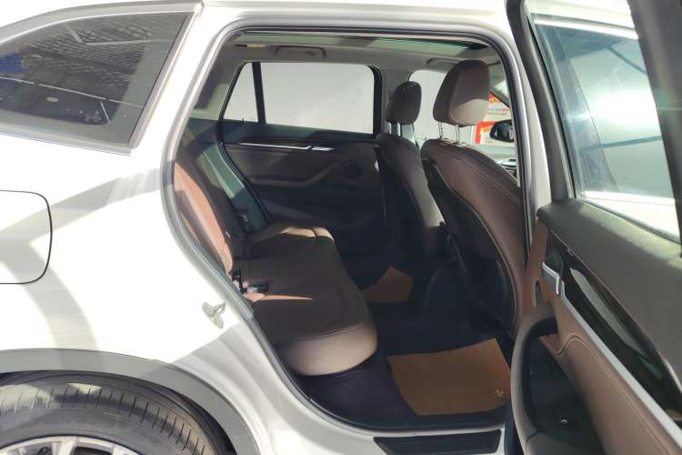 Used BMW X1 2020 xDrive25Li Luxury Edition Right Rear Seat