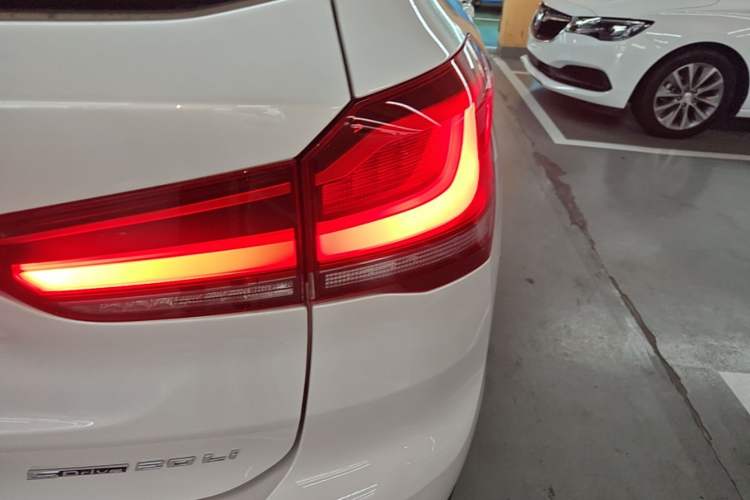 Used BMW X1 2020 sDrive20Li Fashion Model Right Rear Taillight