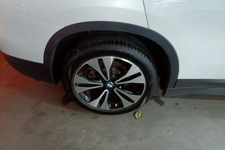 Used BMW X1 2020 sDrive20Li Fashion Model Right Rear Wheel Hub