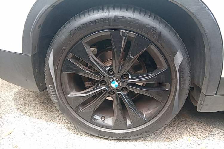 Used BMW X1 2020 sDrive20Li Fashion Model Right Rear Wheel Hub