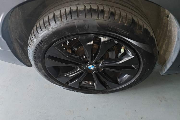 Used BMW X1 2020 sDrive20Li Fashion Model Right Rear Wheel Hub