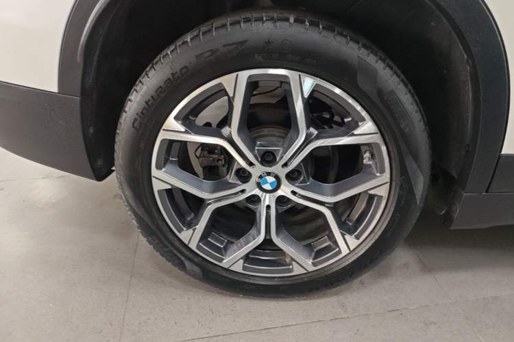 Used BMW X1 2020 sDrive25Li Leading Model Right Rear Wheel Hub
