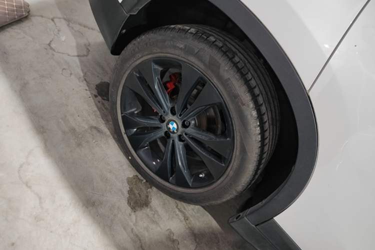 Used BMW X1 2020 sDrive20Li Fashion Model Right Rear Wheel Hub