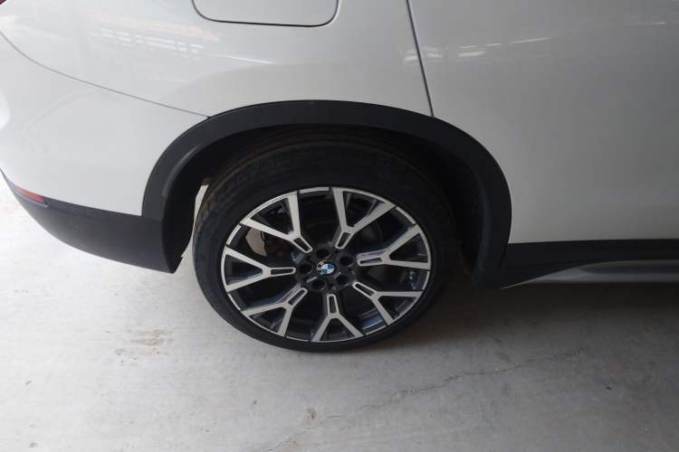 Used BMW X1 2020 xDrive25Li Luxury Edition Right Rear Wheel Hub