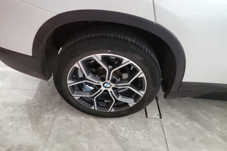 Used BMW X1 2020 sDrive25Li Leading Model Right Rear Wheel Hub