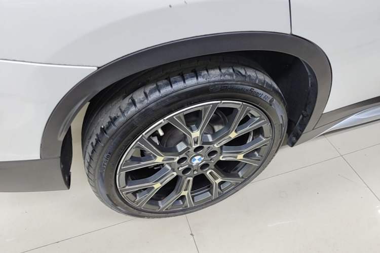 Used BMW X1 2020 xDrive25Li Luxury Edition Right Rear Wheel Hub