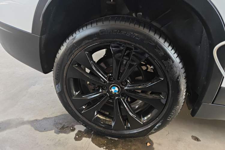 Used BMW X1 2020 sDrive20Li Fashion Model Right Rear Wheel Hub