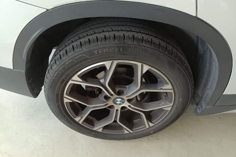 Used BMW X1 2020 sDrive20Li Premium Edition Right Rear Wheel Hub