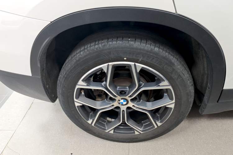 Used BMW X1 2020 sDrive25Li Leading Model Right Rear Wheel Hub