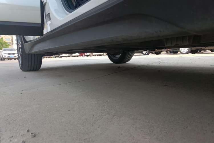 Used BMW X1 2020 sDrive25Li Leading Model Right Side Sill