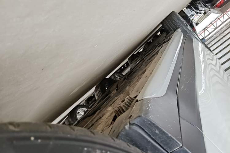 Used BMW X1 2020 xDrive25Li Luxury Edition Right Side Sill