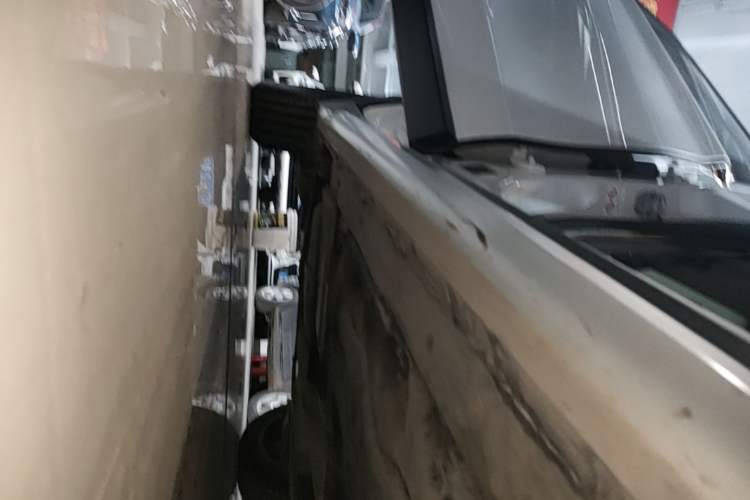 Used BMW X1 2020 sDrive20Li Premium Edition Right Side Sill