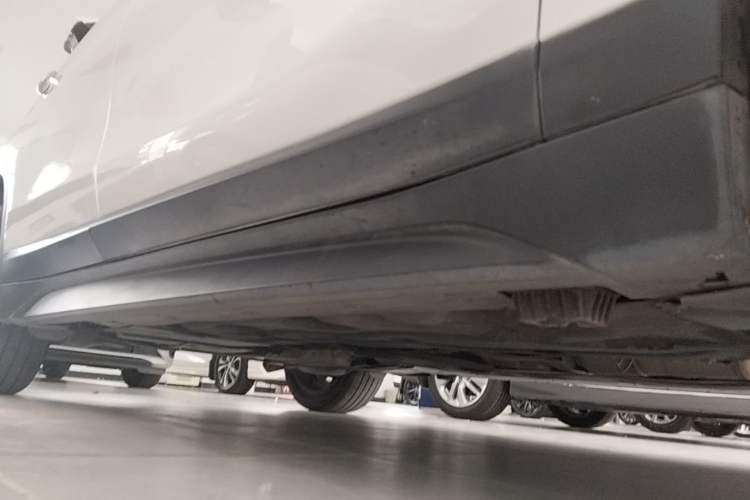Used BMW X1 2020 sDrive25Li Leading Model Right Side Sill