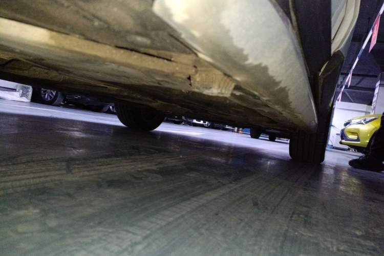 Used BMW X1 2020 sDrive20Li Premium Edition Right Side Sill