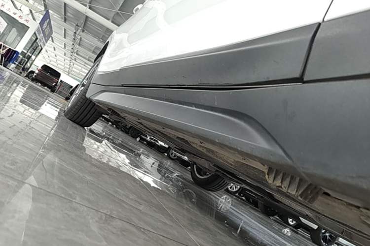 Used BMW X1 2020 sDrive25Li Leading Model Right Side Sill