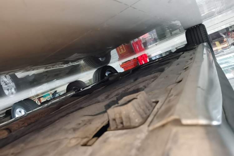 Used BMW X1 2020 xDrive25Li Luxury Edition Right Side Sill