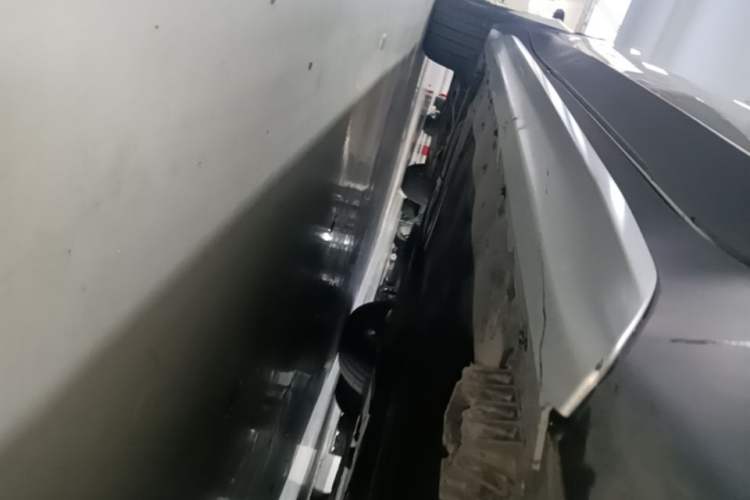 Used BMW X1 2020 sDrive20Li Premium Edition Right Side Sill