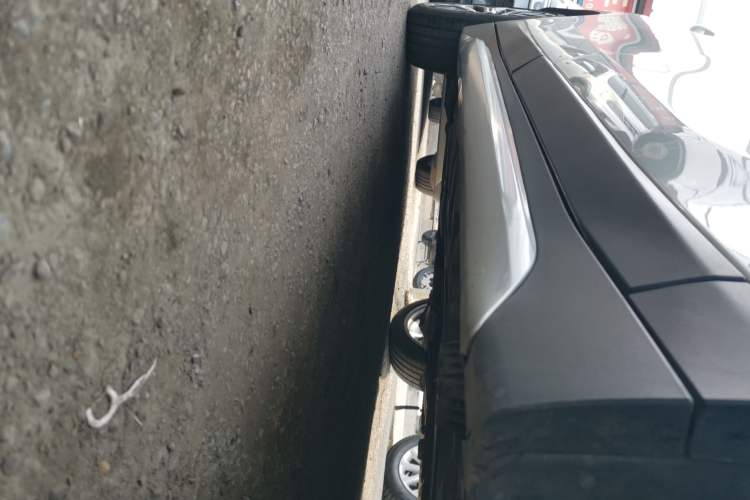 Used BMW X1 2020 xDrive25Li Luxury Edition Right Side Sill