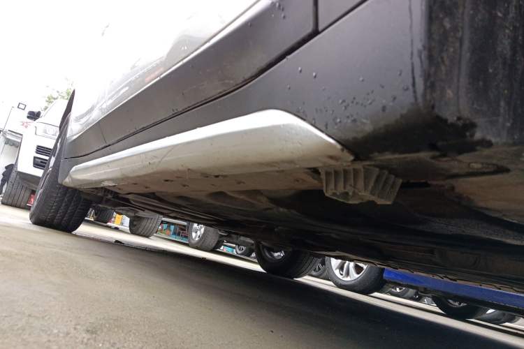 Used BMW X1 2020 sDrive20Li Premium Edition Right Side Sill