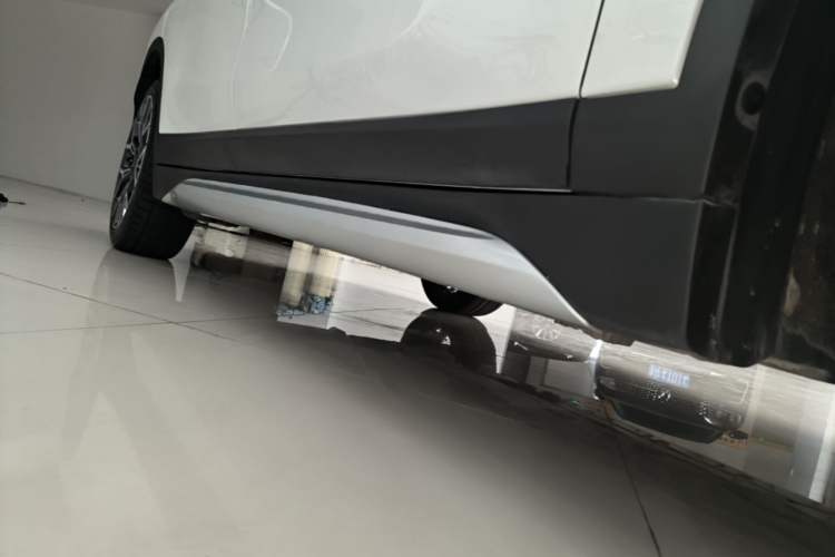 Used BMW X1 2020 xDrive25Li Luxury Edition Right Side Sill