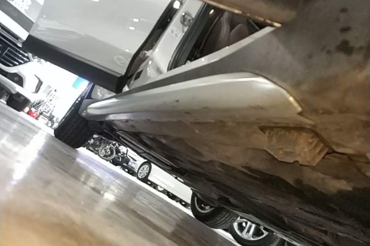 Used BMW X1 2020 sDrive20Li Premium Edition Right Side Sill
