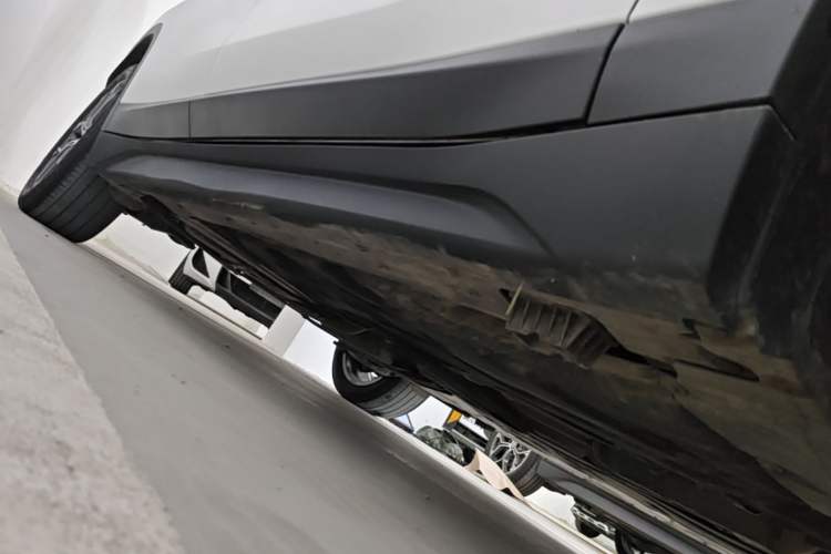 Used BMW X1 2020 sDrive25Li Leading Model Right Side Sill