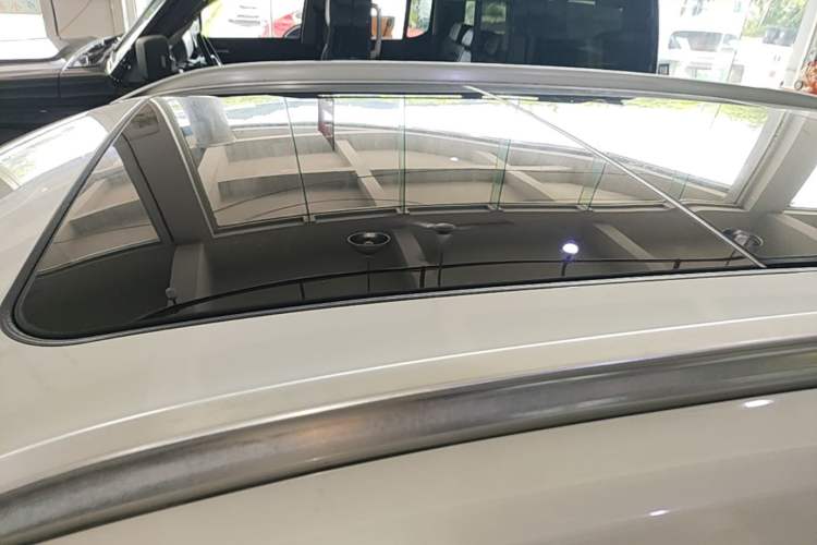 Used BMW X1 2020 sDrive25Li Leading Model Roof