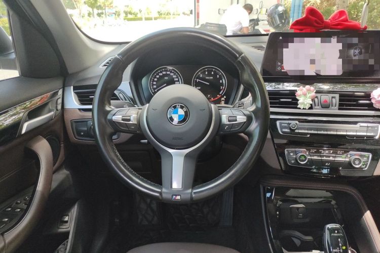 Used BMW X1 2020 sDrive20Li Premium Edition Steering Wheel