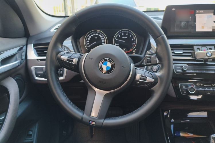 Used BMW X1 2020 sDrive20Li Premium Edition Steering Wheel
