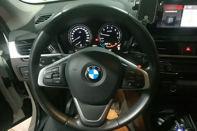 Used BMW X1 2020 sDrive25Li Leading Model Steering Wheel